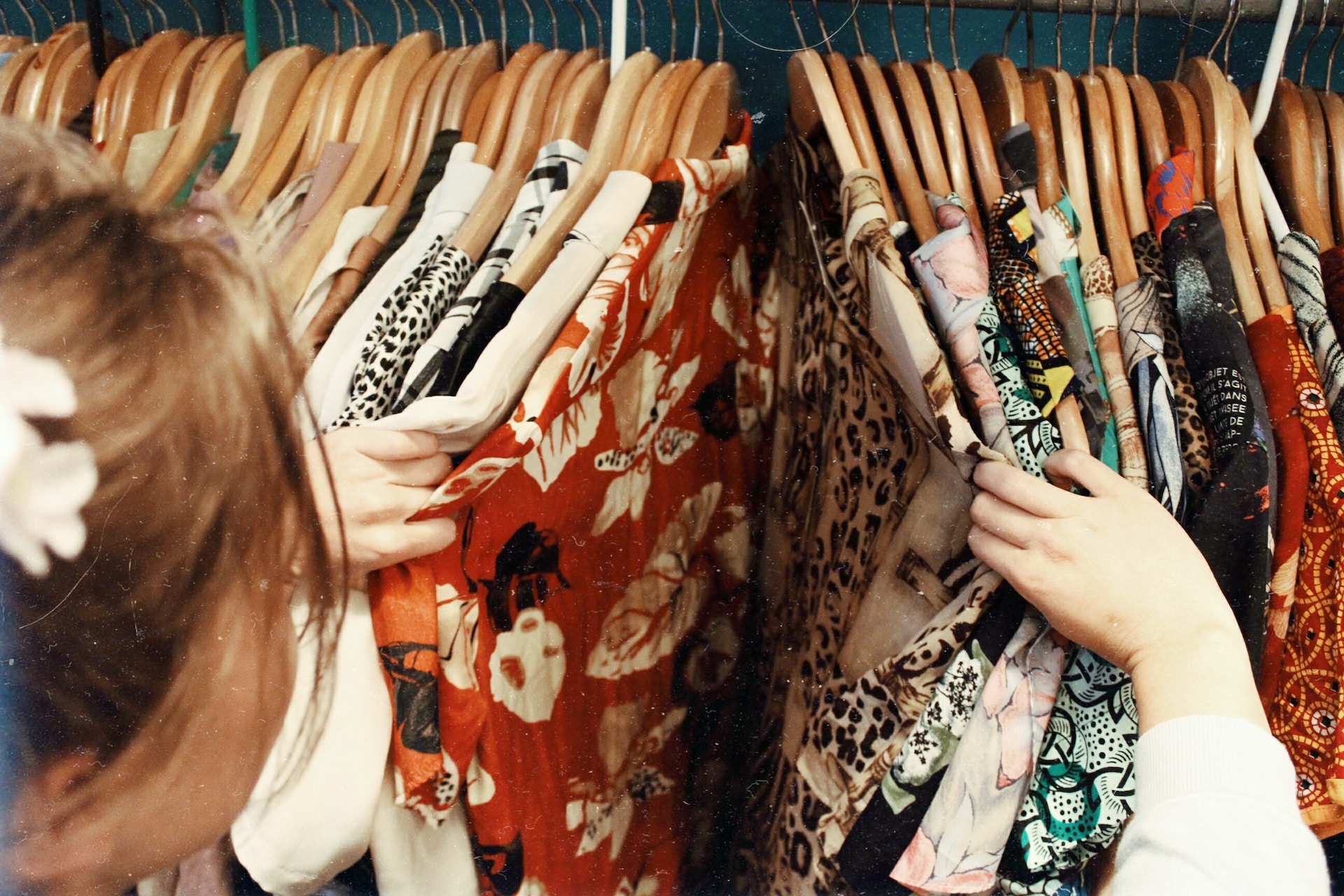 Vintage-vibes-hidden-blaes-of-used-clothing